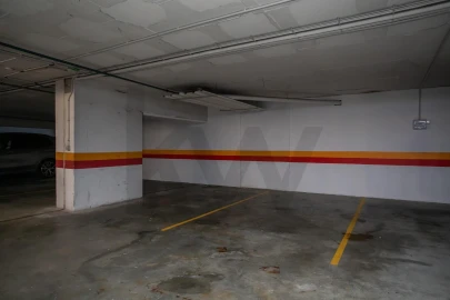 Apartamento T3 para Venda em Algés, Linda-A-Velha e Cruz Quebrada-Dafundo