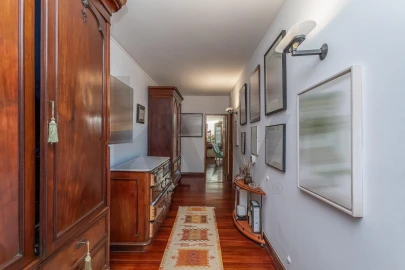 Apartamento T3 para Venda em Algés, Linda-A-Velha e Cruz Quebrada-Dafundo