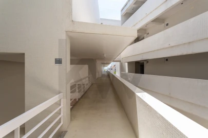 Apartamento T3 para Venda em Algés, Linda-A-Velha e Cruz Quebrada-Dafundo