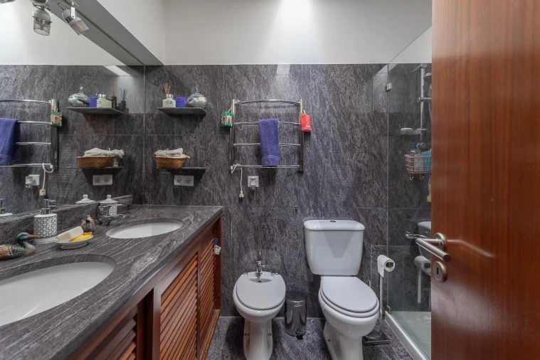 Apartamento T3 para Venda em Algés, Linda-A-Velha e Cruz Quebrada-Dafundo Foto 23