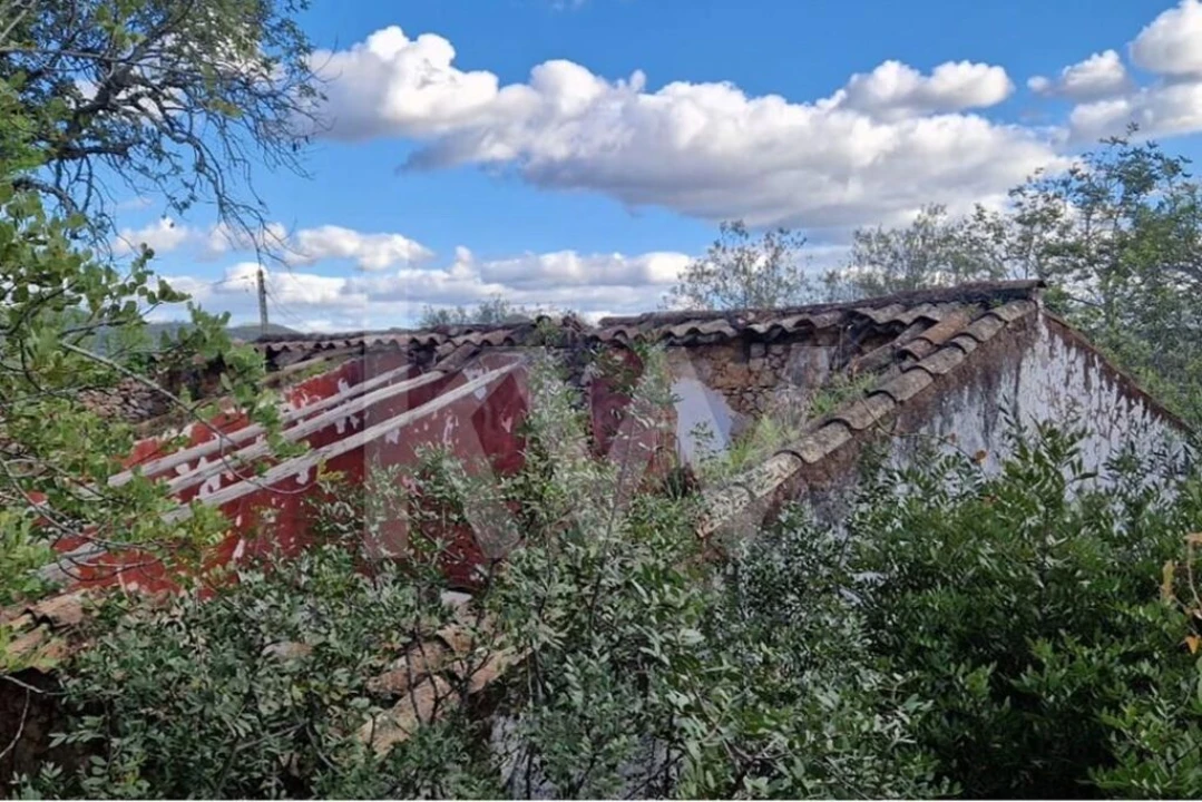 Moradia T2 para Venda em Querença, Tôr e Benafim Foto 4