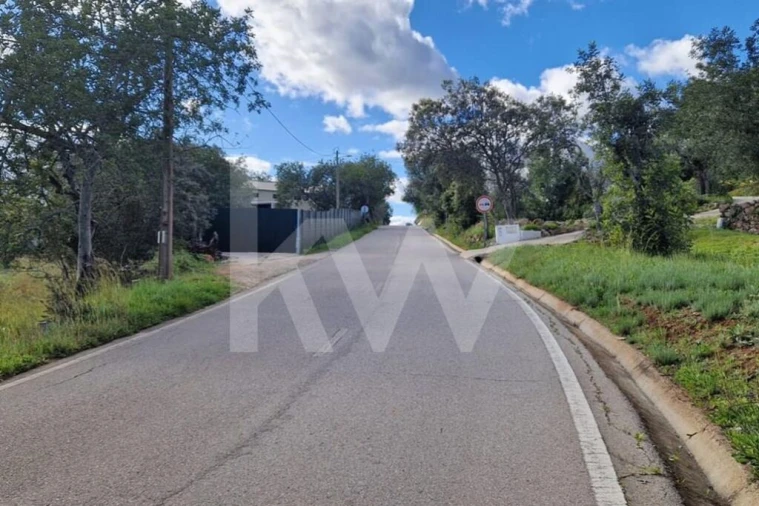 Moradia T2 para Venda em Querença, Tôr e Benafim Foto 10