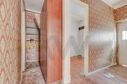 Moradia T5 para Venda em Carcavelos e Parede
