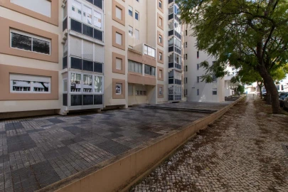 Loja para Venda em Lumiar