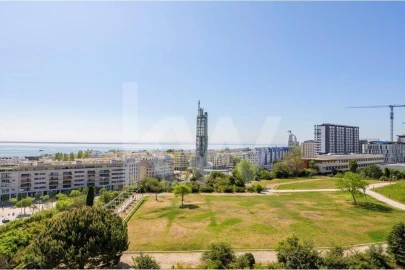 Apartamento T3 para Venda em Olivais