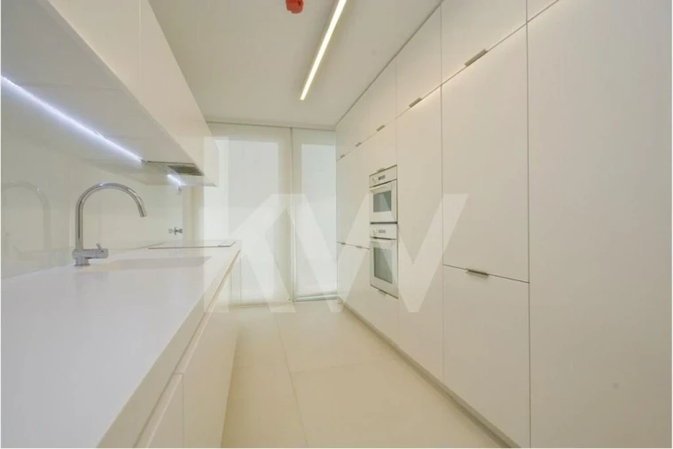 Apartamento T4 para Venda em Estrela Foto 6