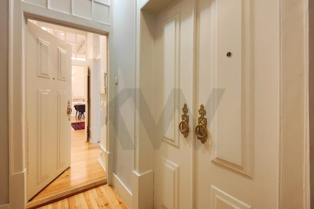 Apartamento T3 para Arrendamento em Santa Maria Maior Foto 46