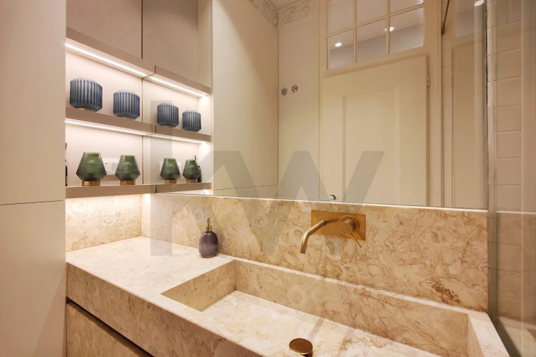 Apartamento T3 para Arrendamento em Santa Maria Maior Foto 29