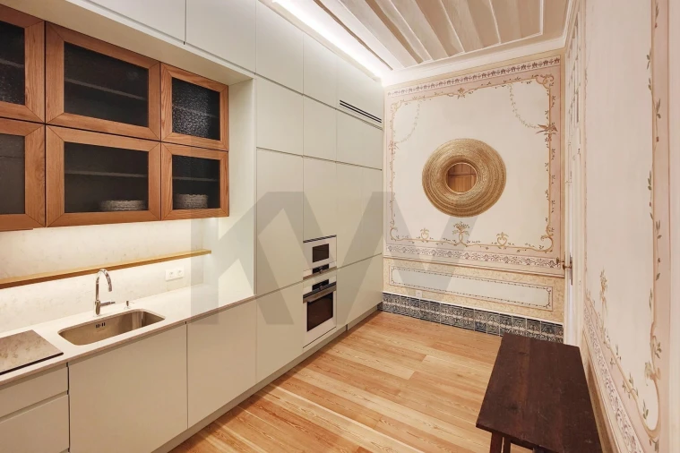 Apartamento T3 para Arrendamento em Santa Maria Maior Foto 14