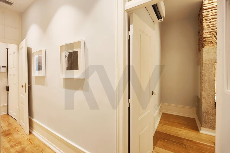 Apartamento T3 para Arrendamento em Santa Maria Maior Foto 41