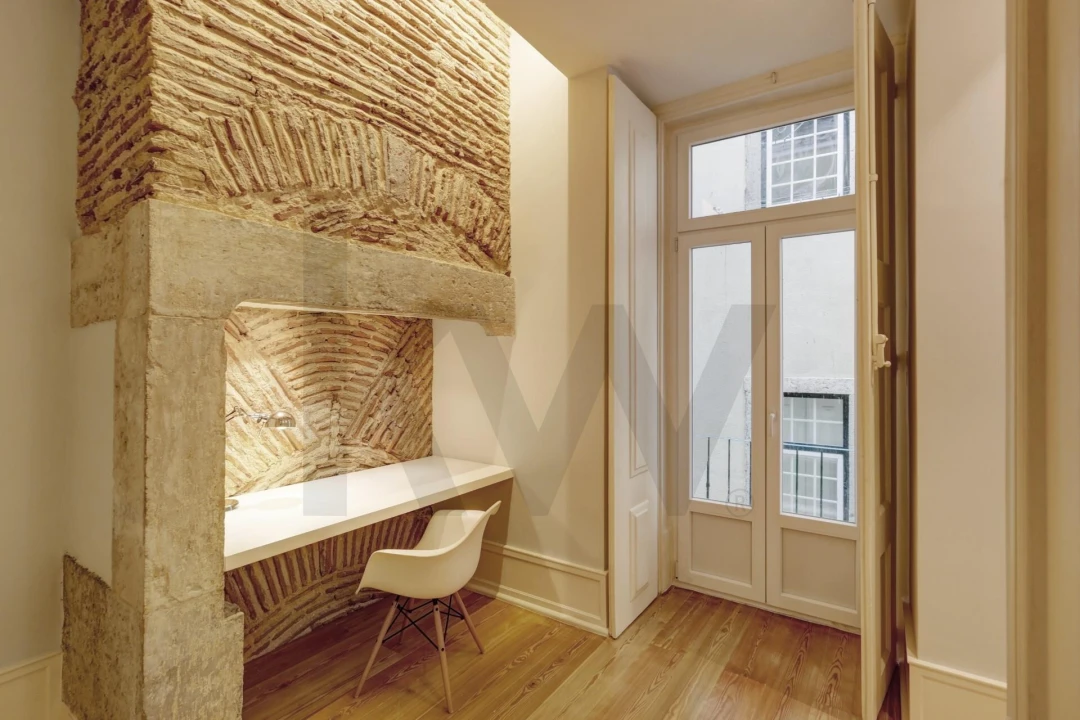 Apartamento T3 para Arrendamento em Santa Maria Maior Foto 42