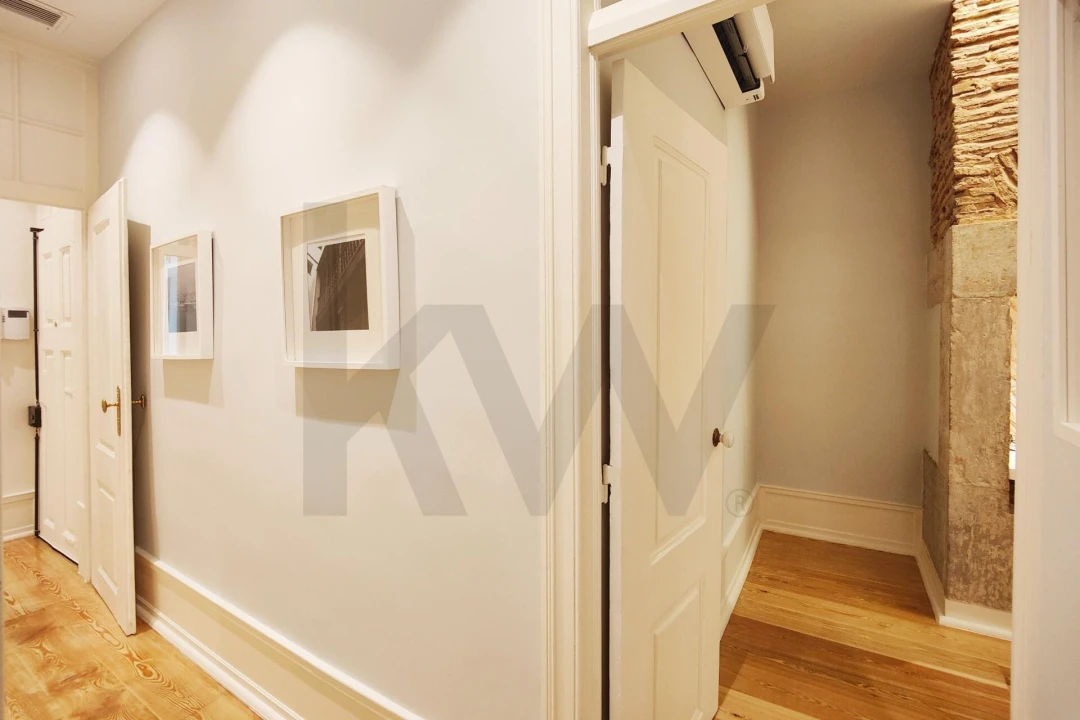 Apartamento T3 para Arrendamento em Santa Maria Maior Foto 41