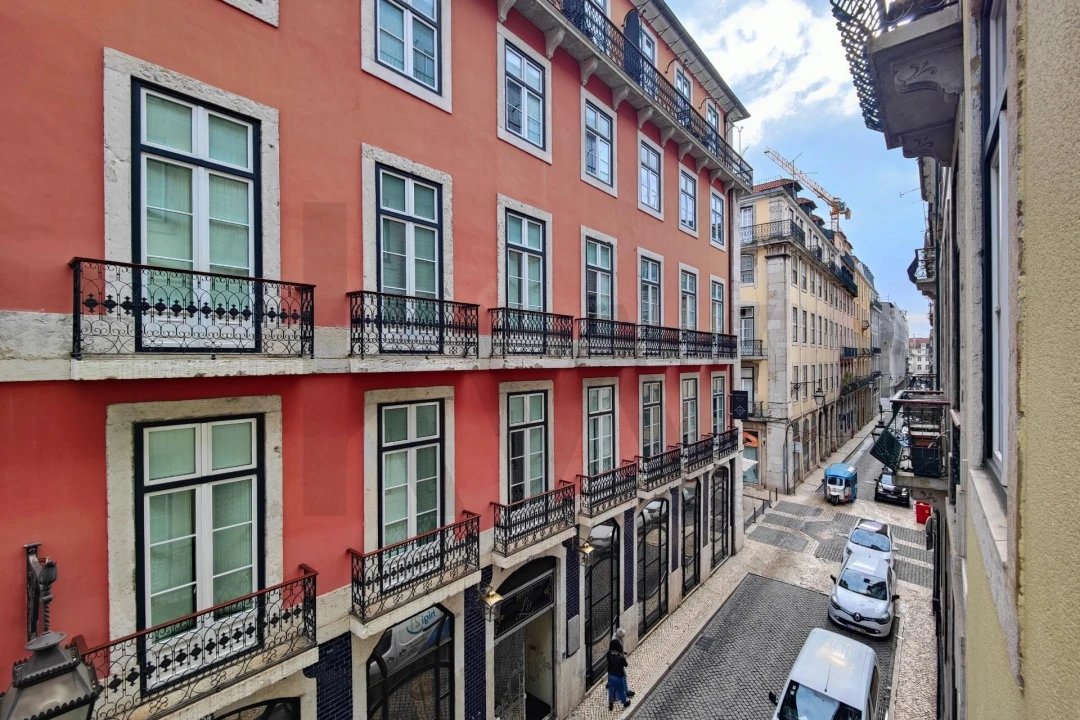 Apartamento T3 para Arrendamento em Santa Maria Maior Foto 49