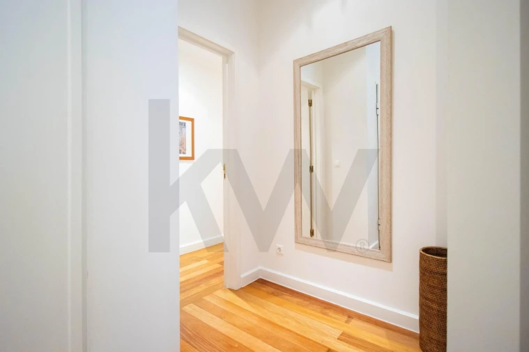 Apartamento T2 para Arrendamento em Santa Maria Maior Foto 15