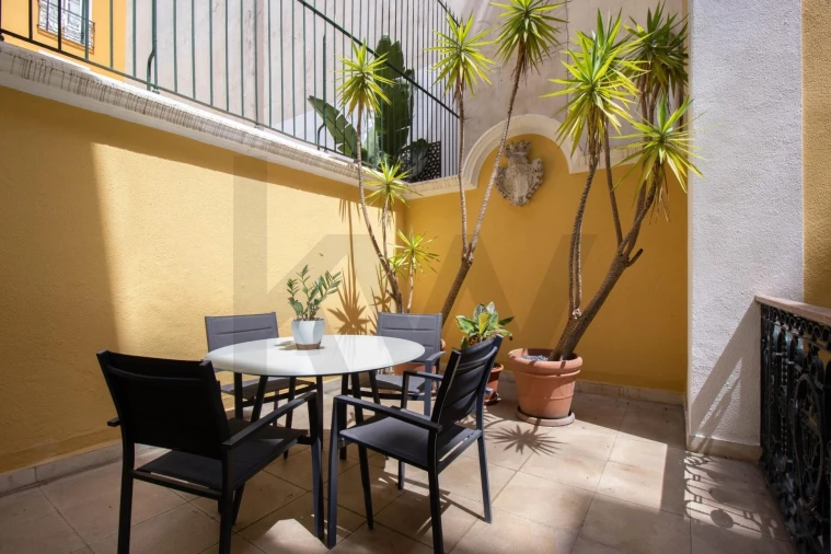 Apartamento T2 para Arrendamento em Santa Maria Maior Foto 30