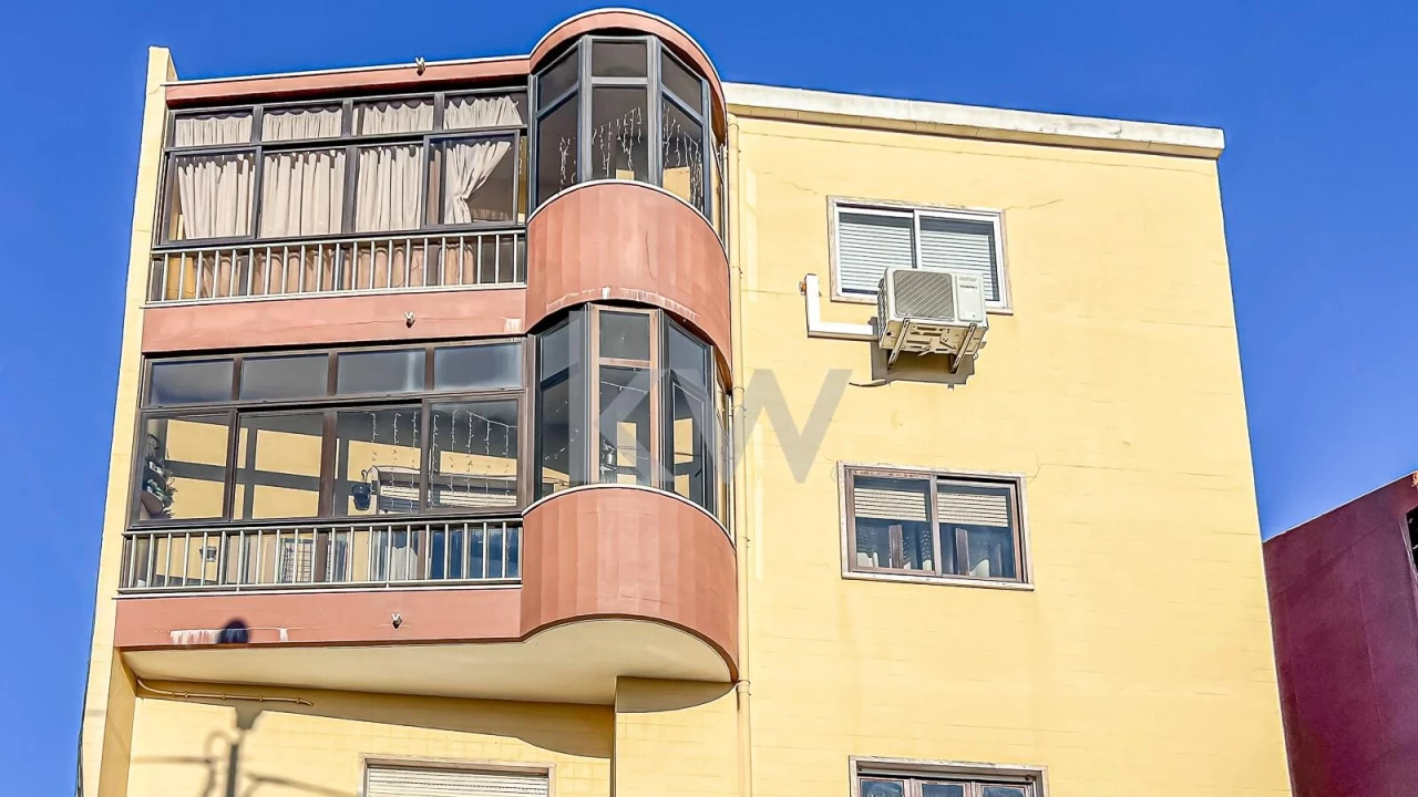 Prédio para Venda em Camarate, Unhos e Apelação Foto 25