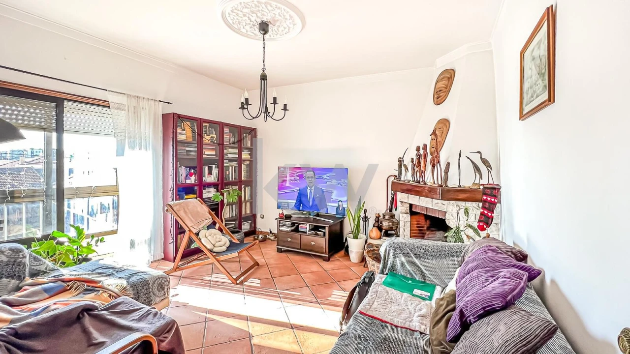 Prédio para Venda em Camarate, Unhos e Apelação Foto 7