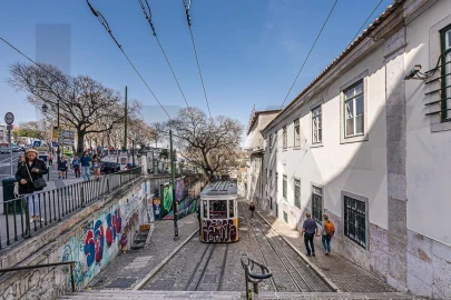 Apartamento T1 para Venda em Santa Maria Maior