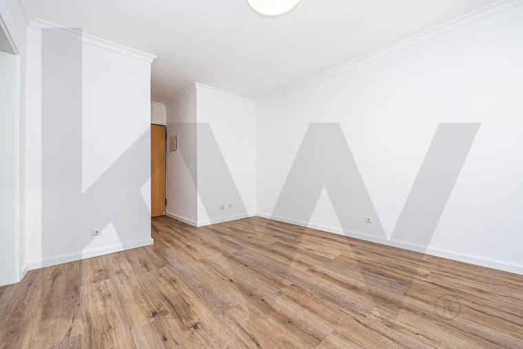 Apartamento T1 para Venda em Santa Maria Maior Foto 16