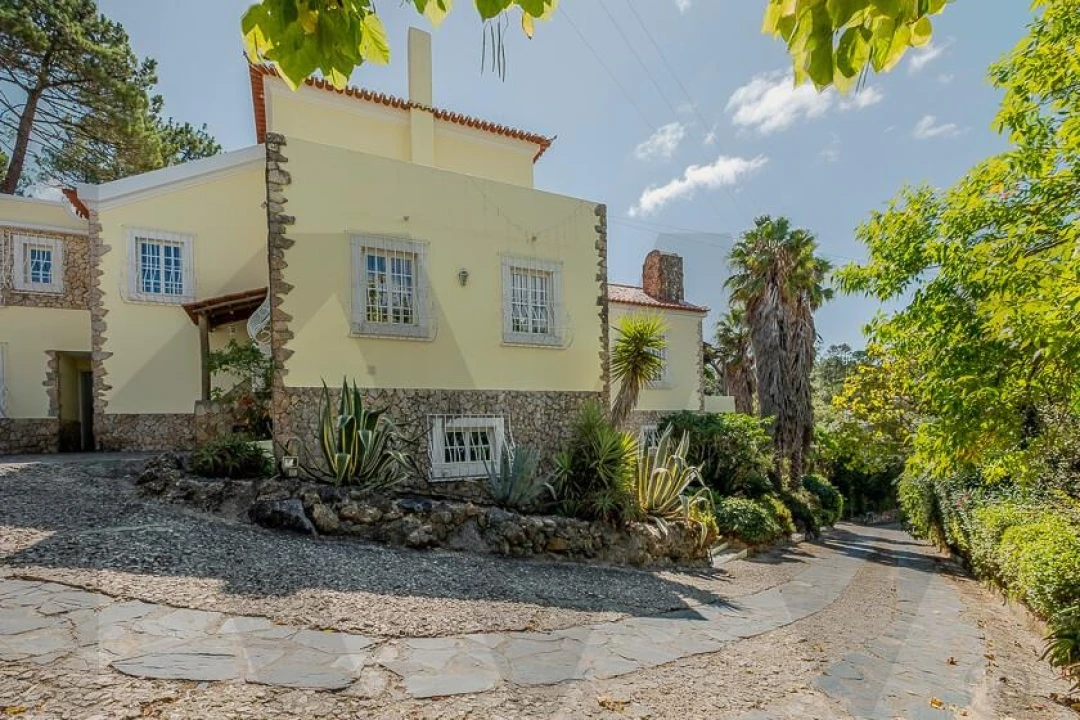 Moradia T4 para Venda em Milharado Foto 2