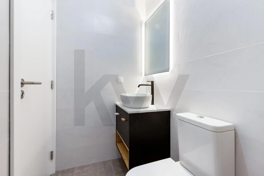 Moradia T4 para Venda em Barcarena Foto 30