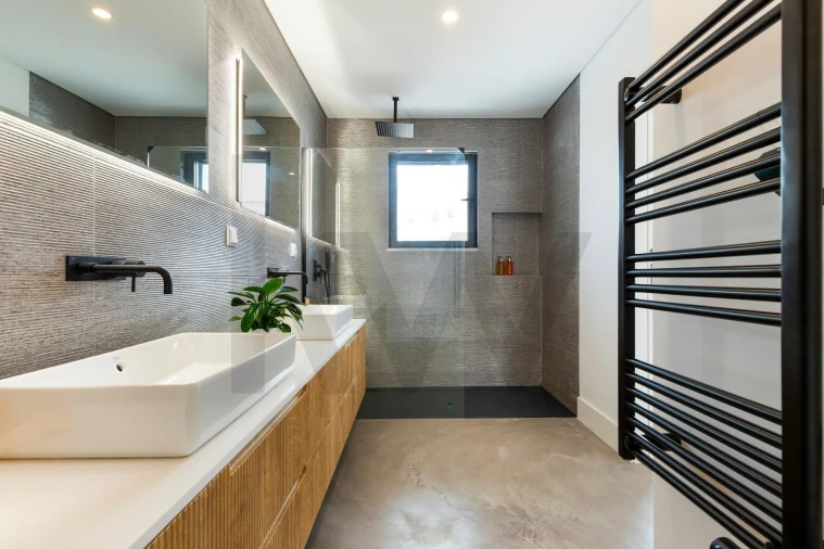 Moradia T4 para Venda em Barcarena Foto 23