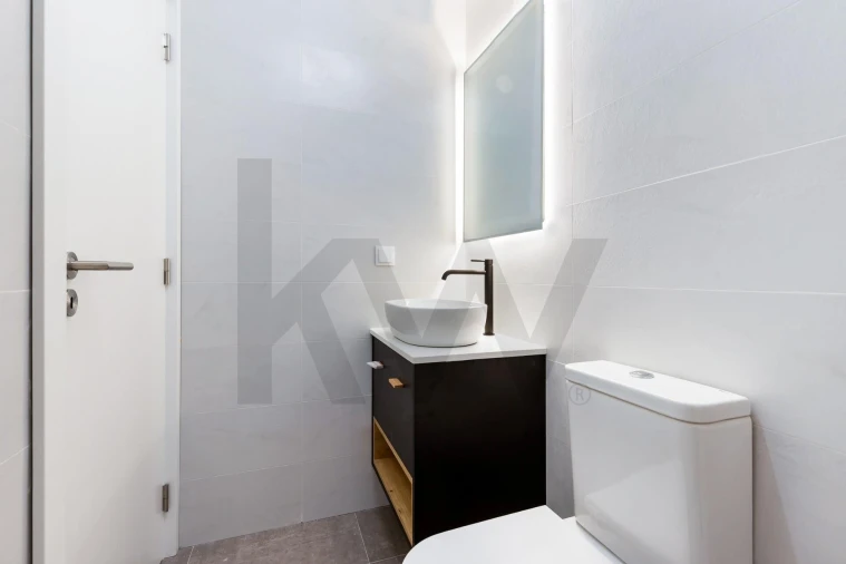 Moradia T4 para Venda em Barcarena Foto 30