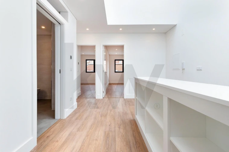 Moradia T4 para Venda em Barcarena Foto 10