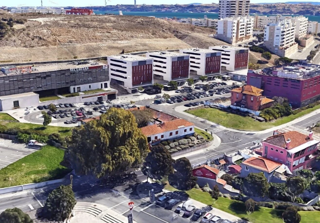 Prédio para Venda em Algés, Linda-A-Velha e Cruz Quebrada-Dafundo Foto 4