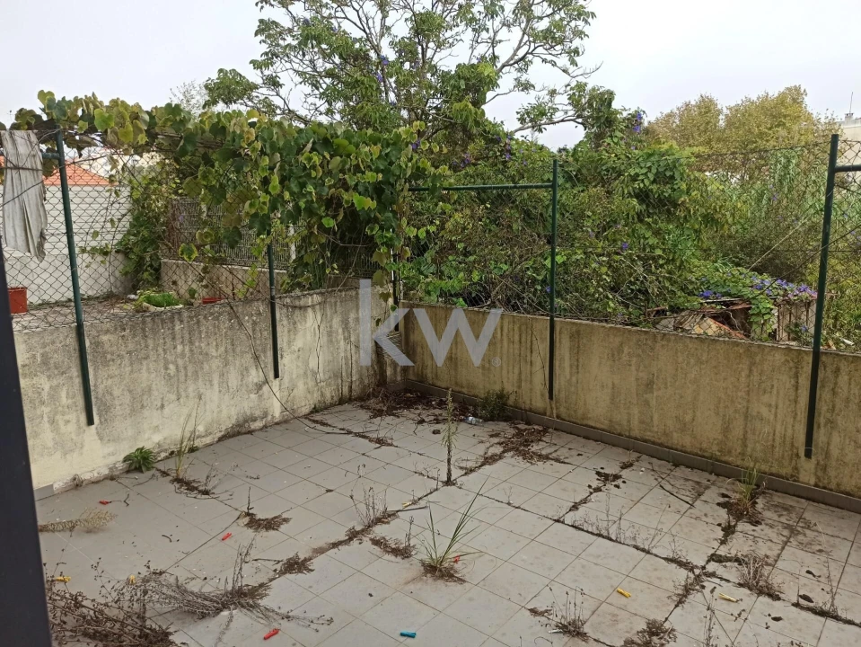 Loja para Arrendamento em Algueirão-Mem Martins Foto 16