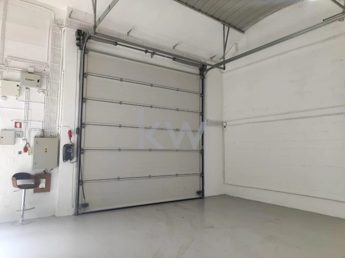 Armazém para Venda em São João das Lampas e Terrugem Foto 10