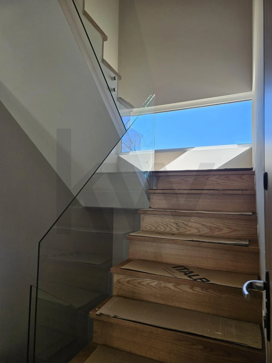 Moradia T4 para Venda em São João das Lampas e Terrugem Foto 8