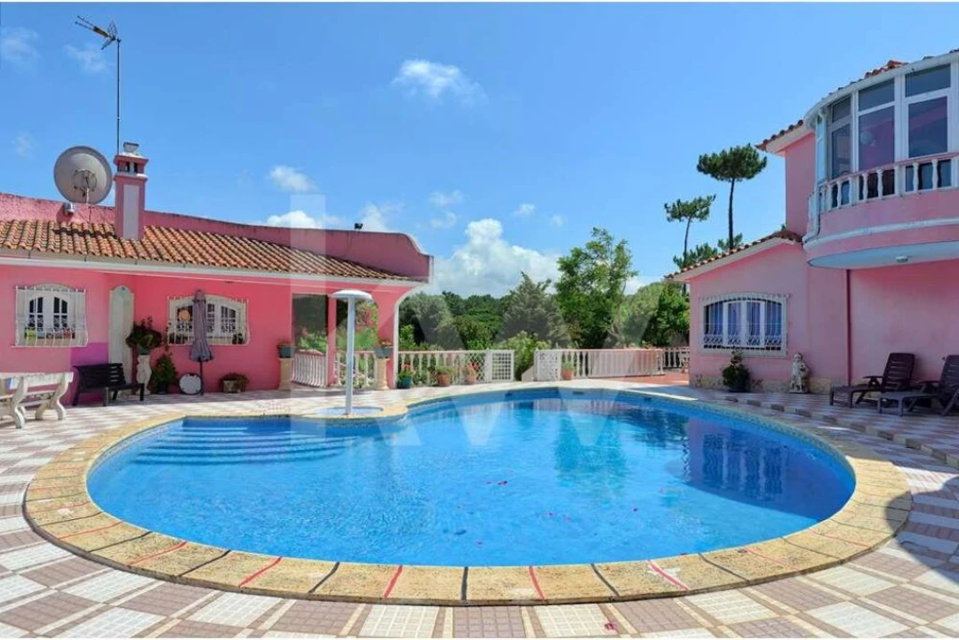 Moradia T7 para Venda em São João das Lampas e Terrugem Foto 1