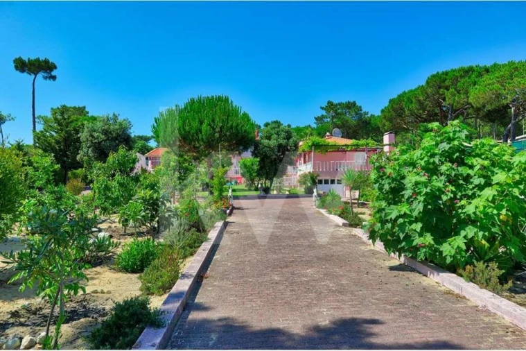 Moradia T7 para Venda em São João das Lampas e Terrugem Foto 26