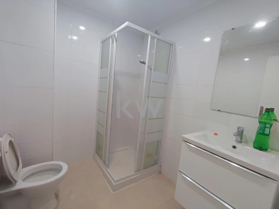 Apartamento T3 para Venda em Alfragide Foto 15