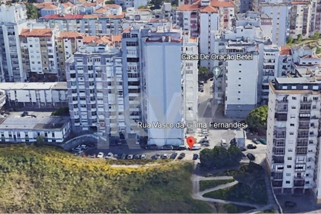Apartamento T3 para Venda em Alfragide Foto 27