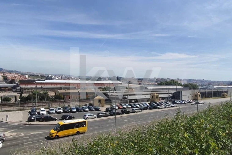 Apartamento T3 para Venda em Alfragide Foto 20