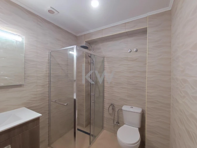 Apartamento T3 para Venda em Alfragide Foto 11