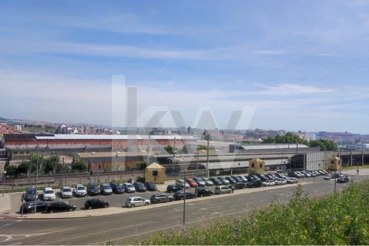 Apartamento T3 para Venda em Alfragide Foto 18