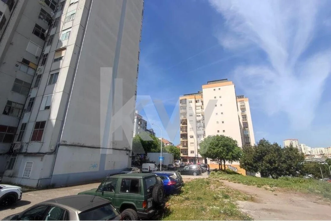 Apartamento T3 para Venda em Alfragide Foto 33