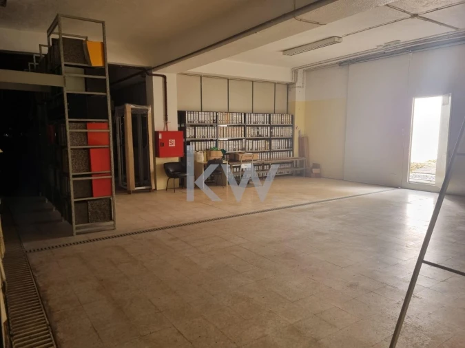 Armazém para Venda em Odivelas Foto 2