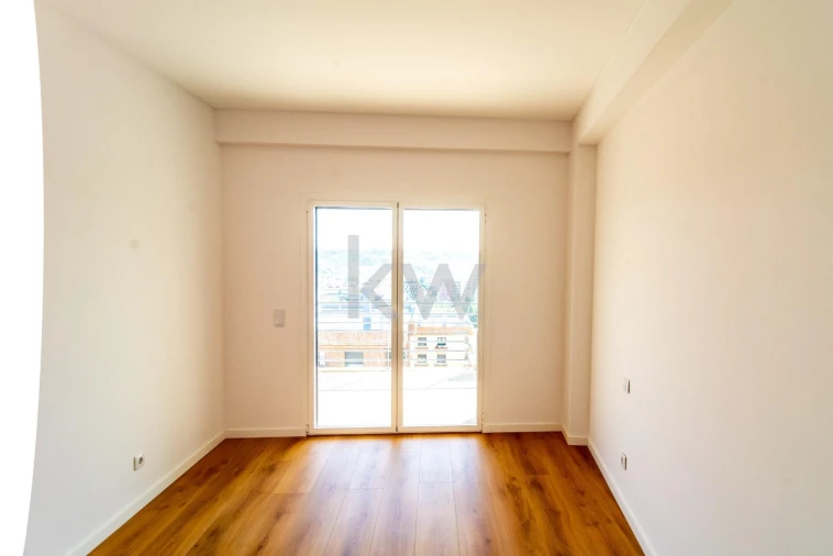 Apartamento T3 para Venda em Odivelas Foto 28