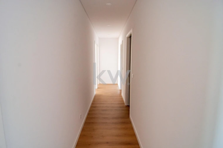 Apartamento T3 para Venda em Odivelas Foto 10