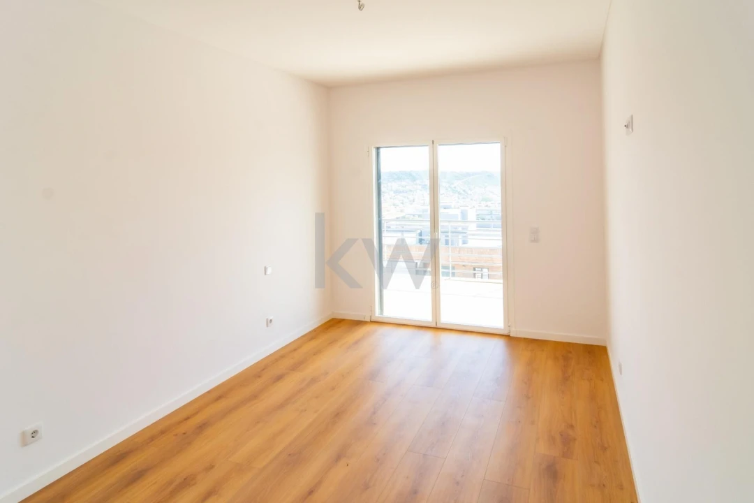 Apartamento T3 para Venda em Odivelas Foto 14