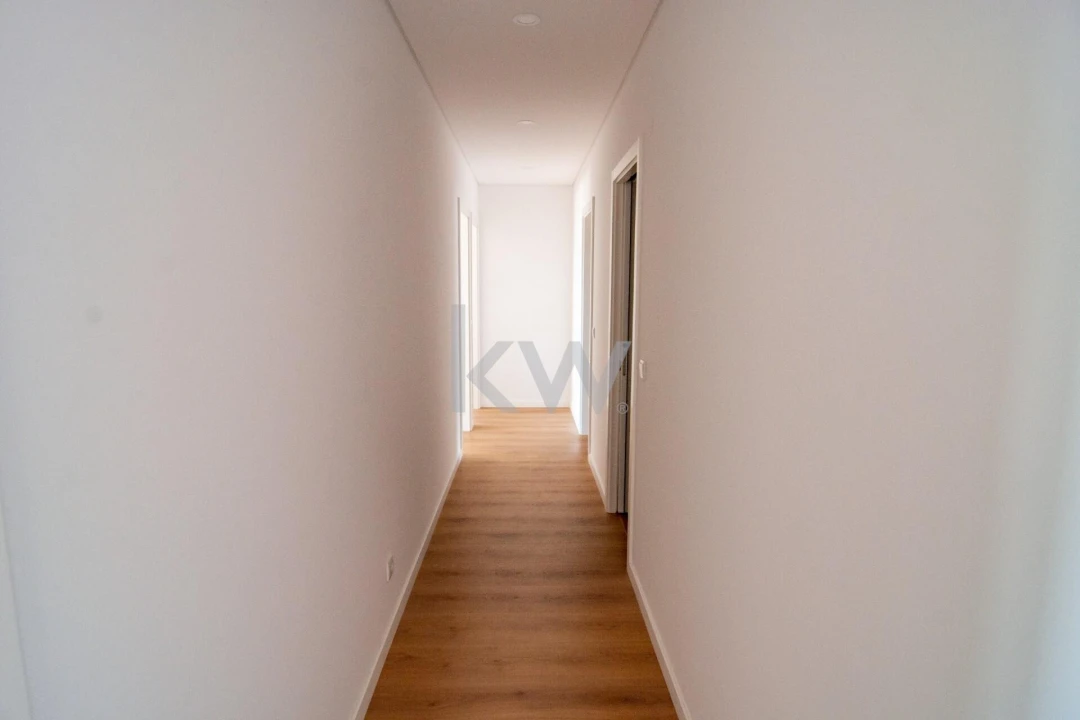 Apartamento T3 para Venda em Odivelas Foto 10