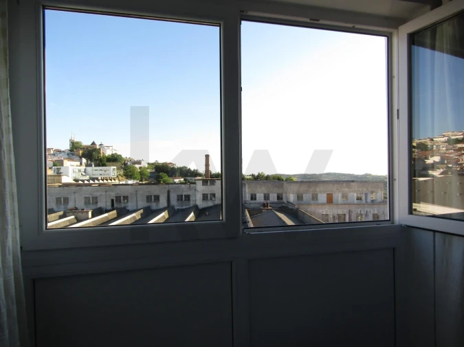 Apartamento T4 para Venda em Ribeira de Nisa e Carreiras Foto 11