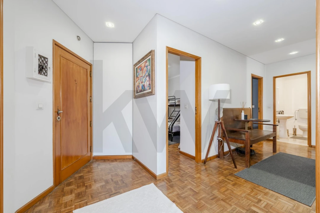 Apartamento T3 para Venda em Mindelo Foto 23