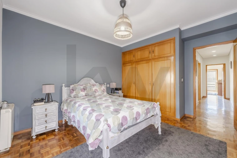 Apartamento T3 para Venda em Mindelo Foto 12