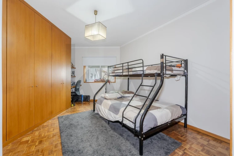 Apartamento T3 para Venda em Mindelo Foto 5