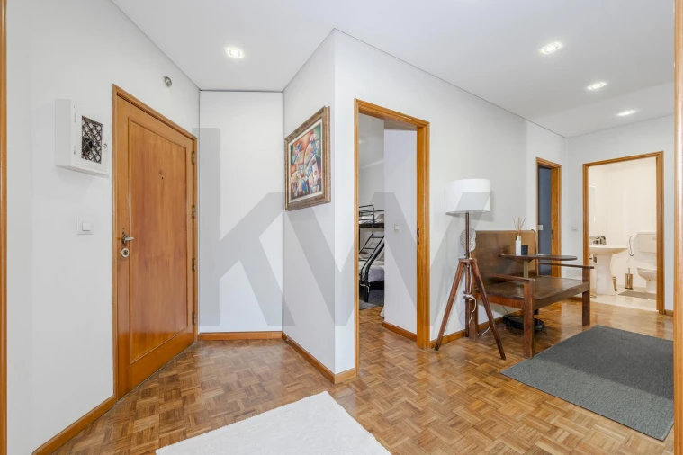 Apartamento T3 para Venda em Mindelo Foto 23